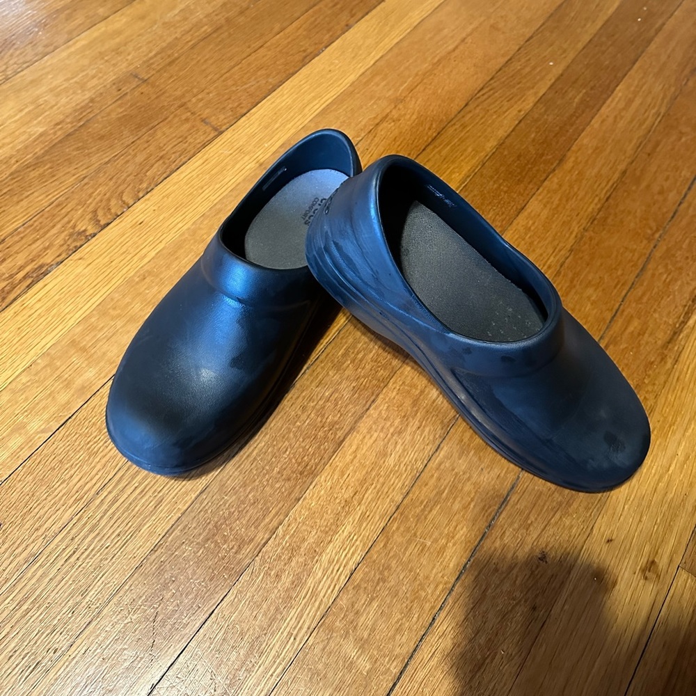 Crocs neria pro work clog size 10; womens